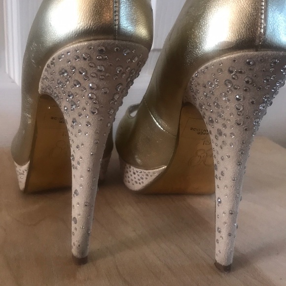 EUC Mariah Carey Gold Stilettos with Rhinestones - Picture 3 of 4